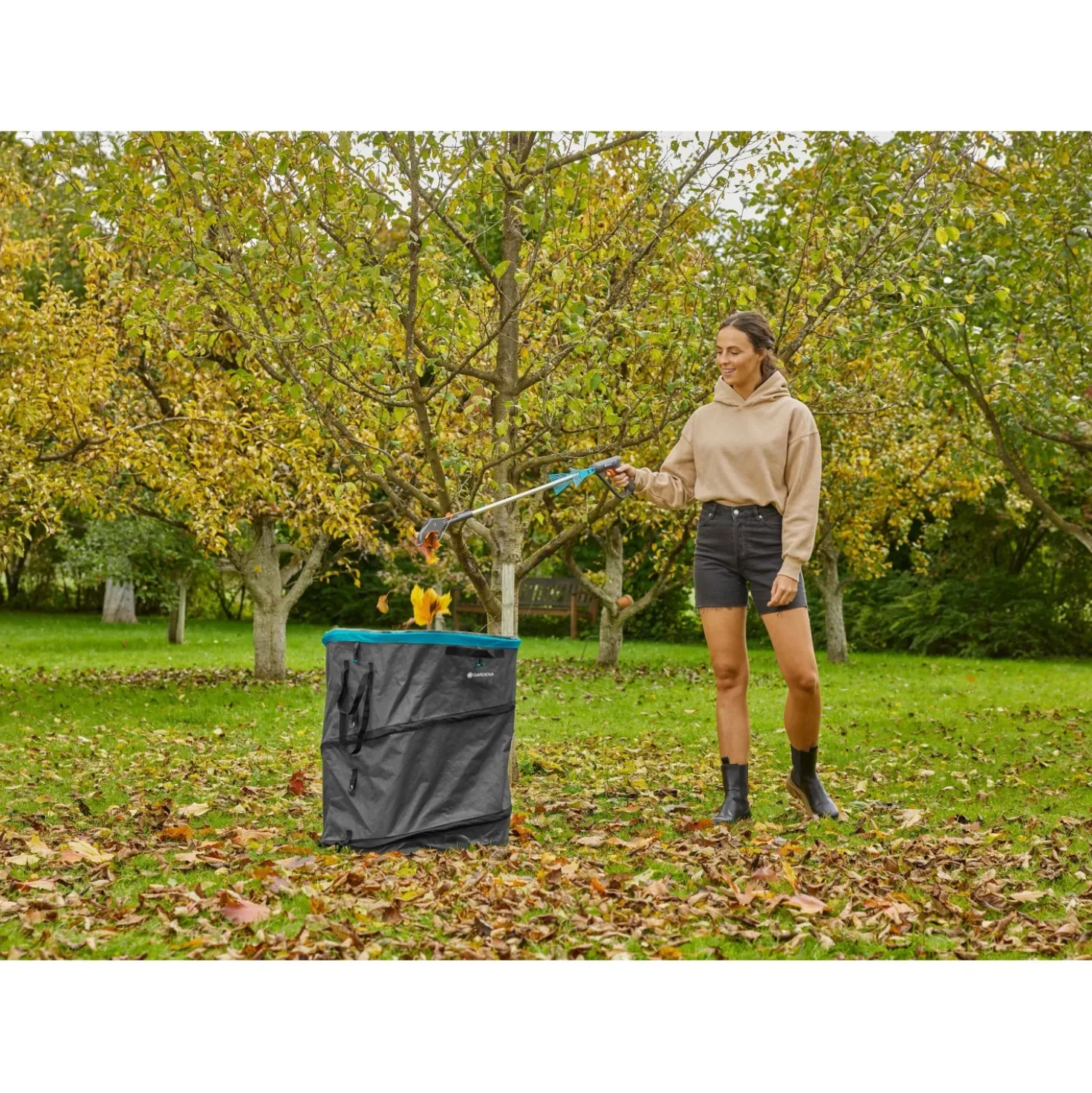 Sacco spazzatura per giardino Gardena PopUp 220 l 70x56x56 cm grigio