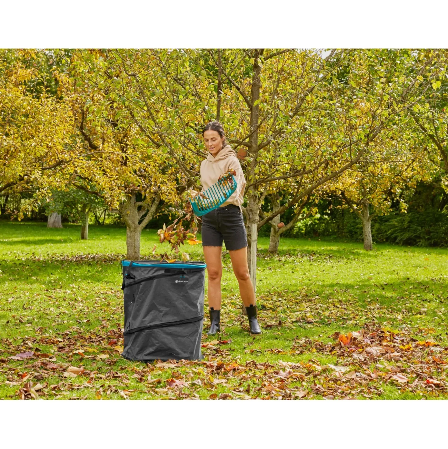 Sacco spazzatura per giardino Gardena PopUp 220 l 70x56x56 cm grigio