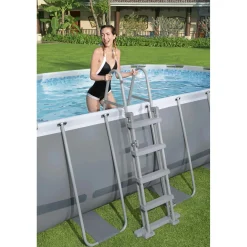 Scaletta di sicurezza Bestway per piscina Flowclear™ da 1.22 m