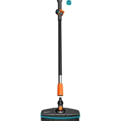 Scopa Gardena Cleansystem con manico S e spazzola Soft