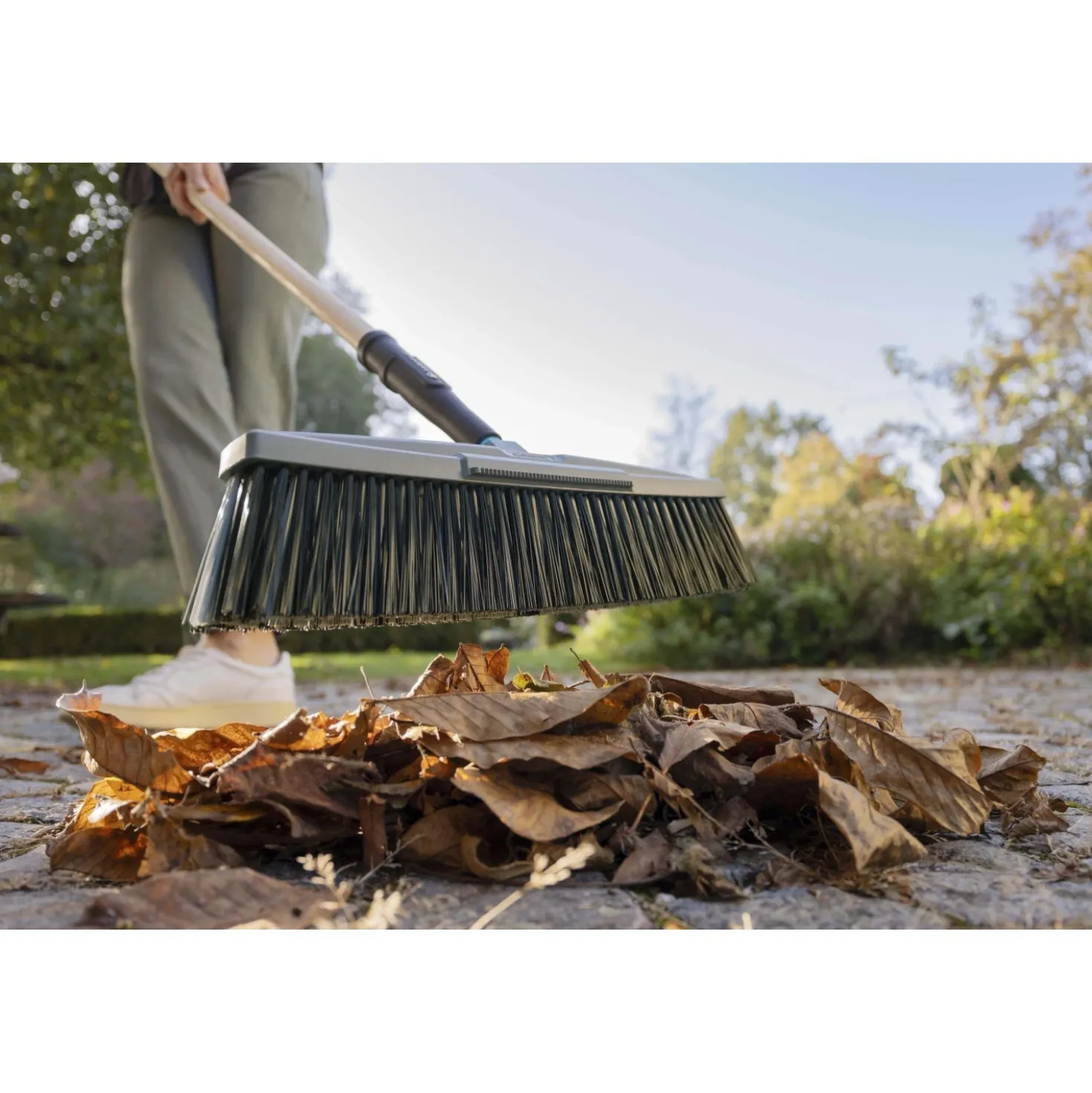Scopa per esterni Gardena PureLine L 45 cm