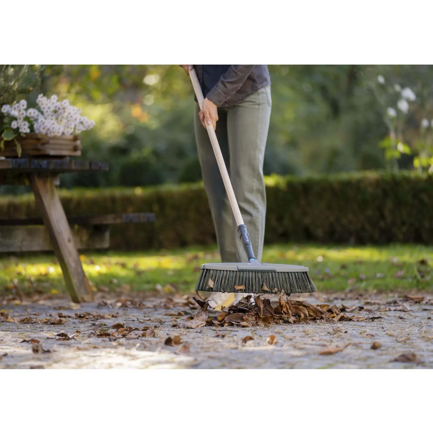 Scopa per esterni Gardena PureLine L 45 cm