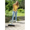 Scopa per esterni Gardena NatureLine larghezza 45 cm manico in legno