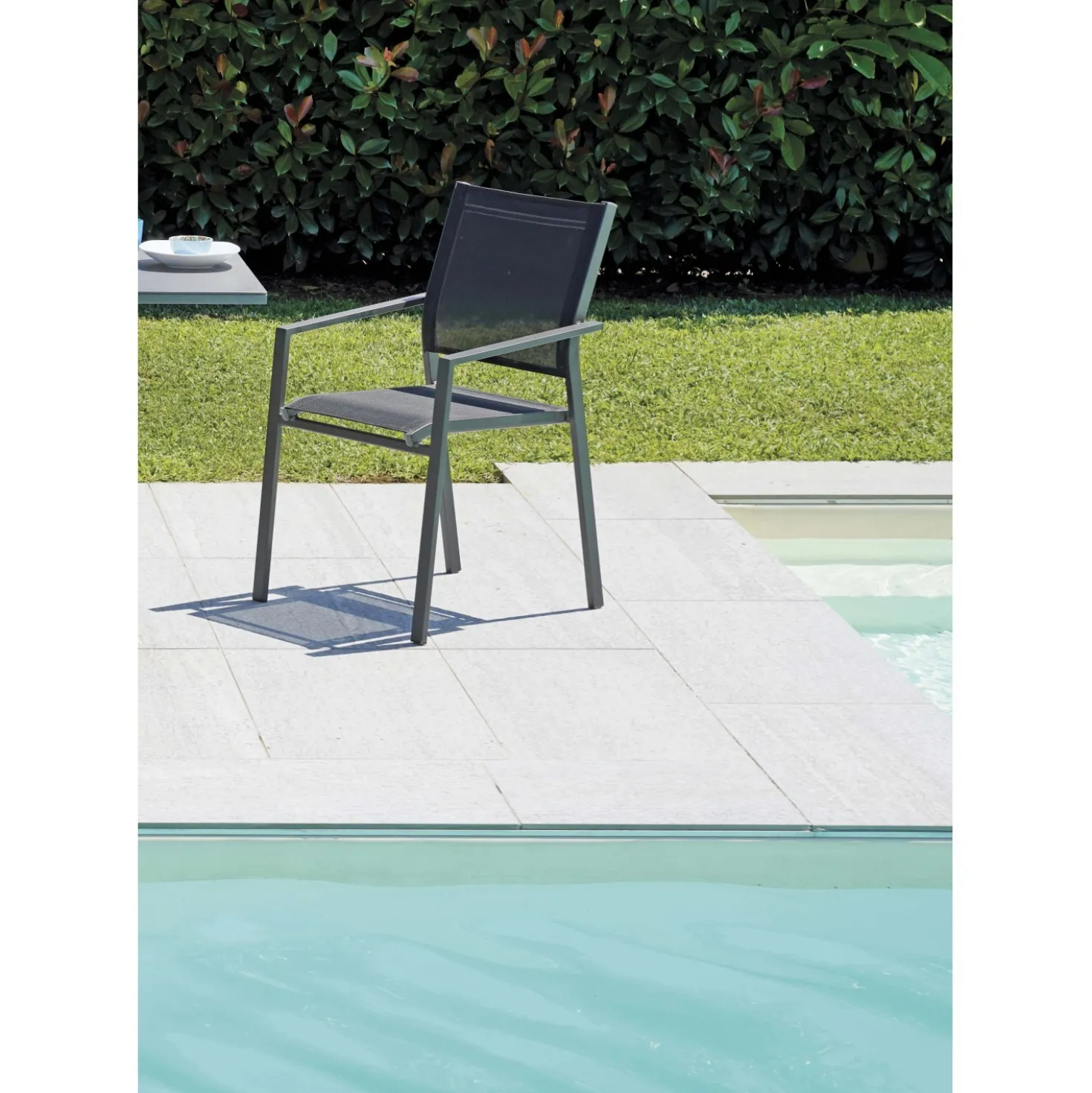 Sedia da giardino con braccioli in alluminio antracite