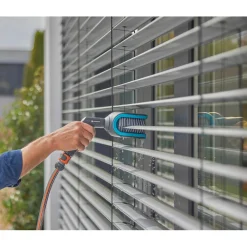 Spazzola per veneziane Gardena Cleansystem con presa acqua grigio-turchese