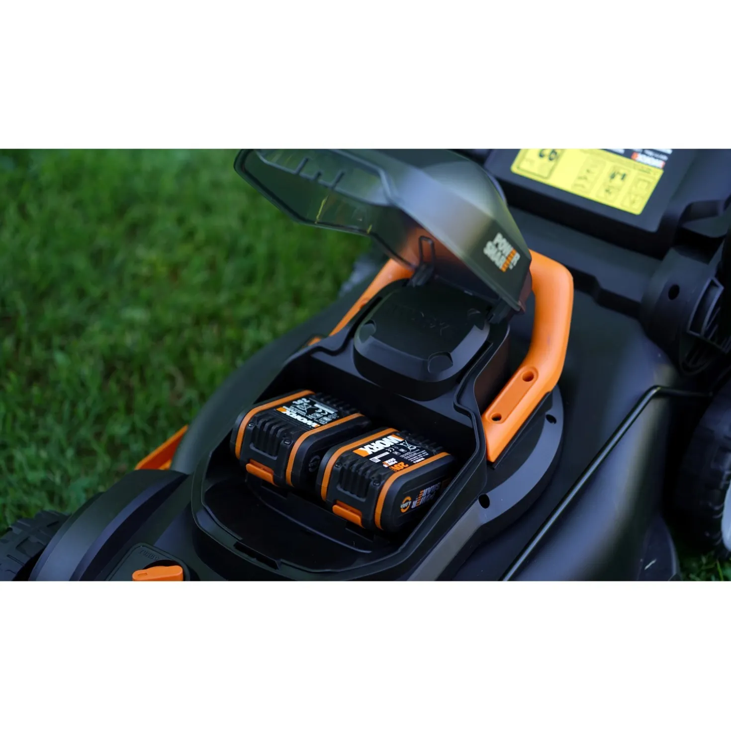 Tagliaerba a batteria Worx WG743E da 40 V 4 Ah L taglio 41 cm