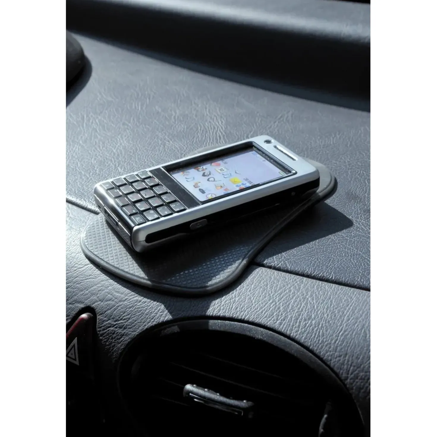 Tappetino antiscivolo pad per cruscotto 15,5x11 cm