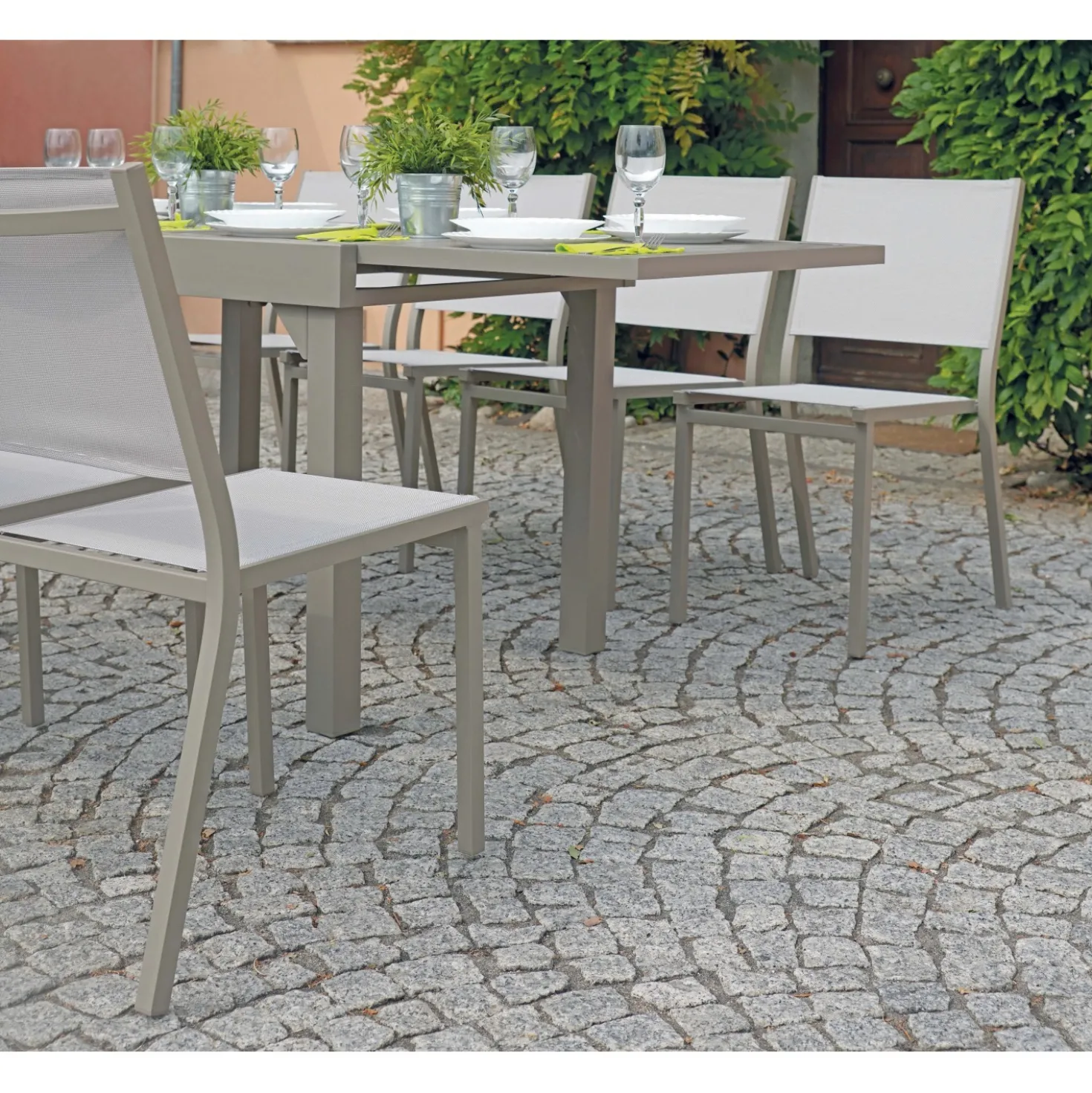 Tavolo allungabile da balcone in alluminio tortora 106/212x75 cm