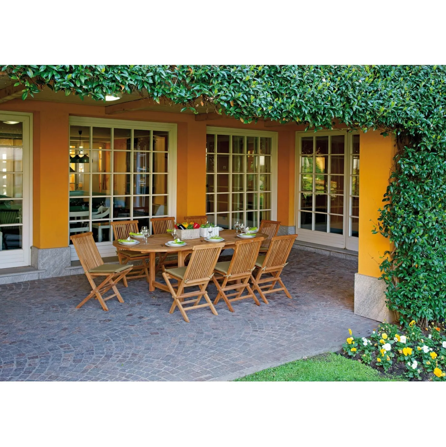 Tavolo allungabile da giardino in teak 180/240 x 120 cm