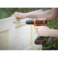 Trapano avvitatore a batteria Black+Decker 10,8 V 1,5 Ah