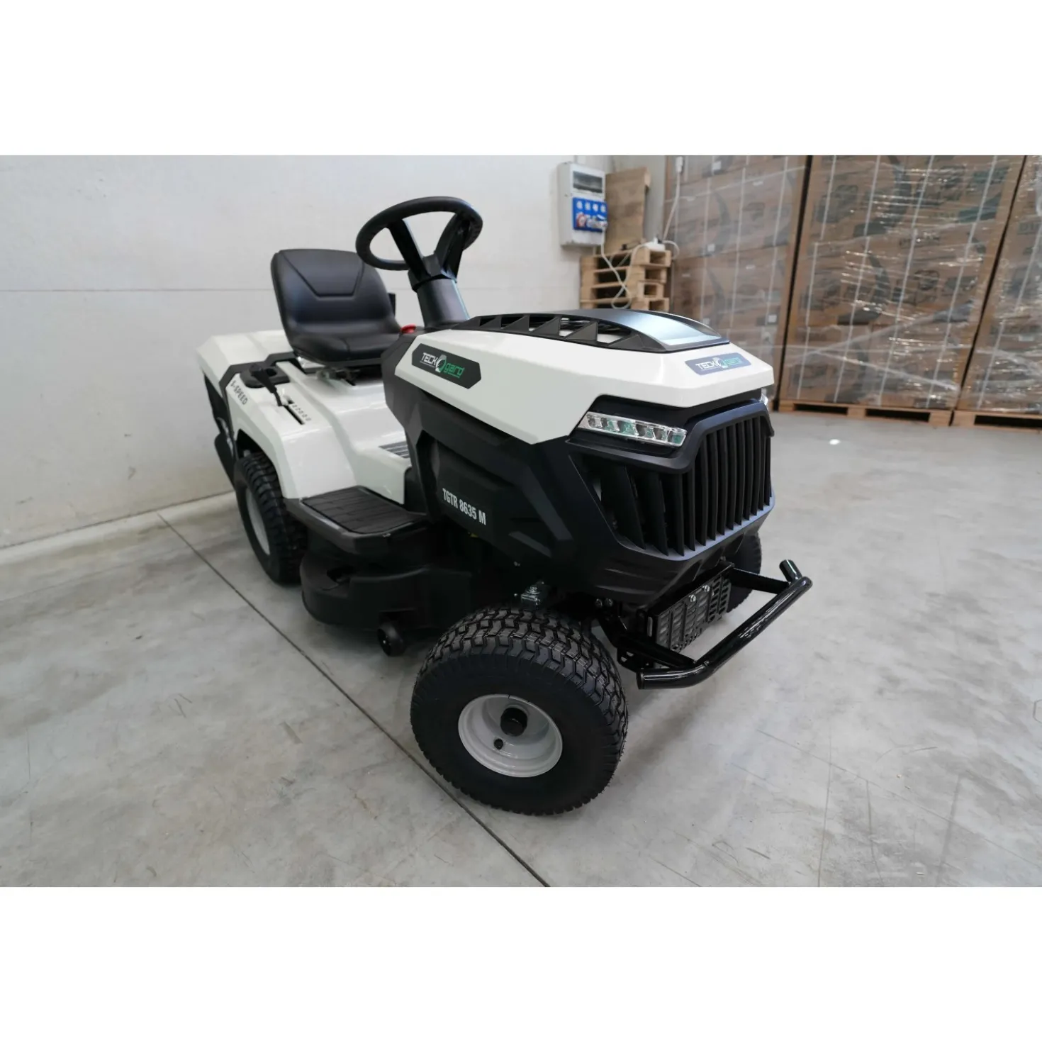 Trattorino tagliaerba a scoppio TECKGARD TGTR 8635M 352 CC