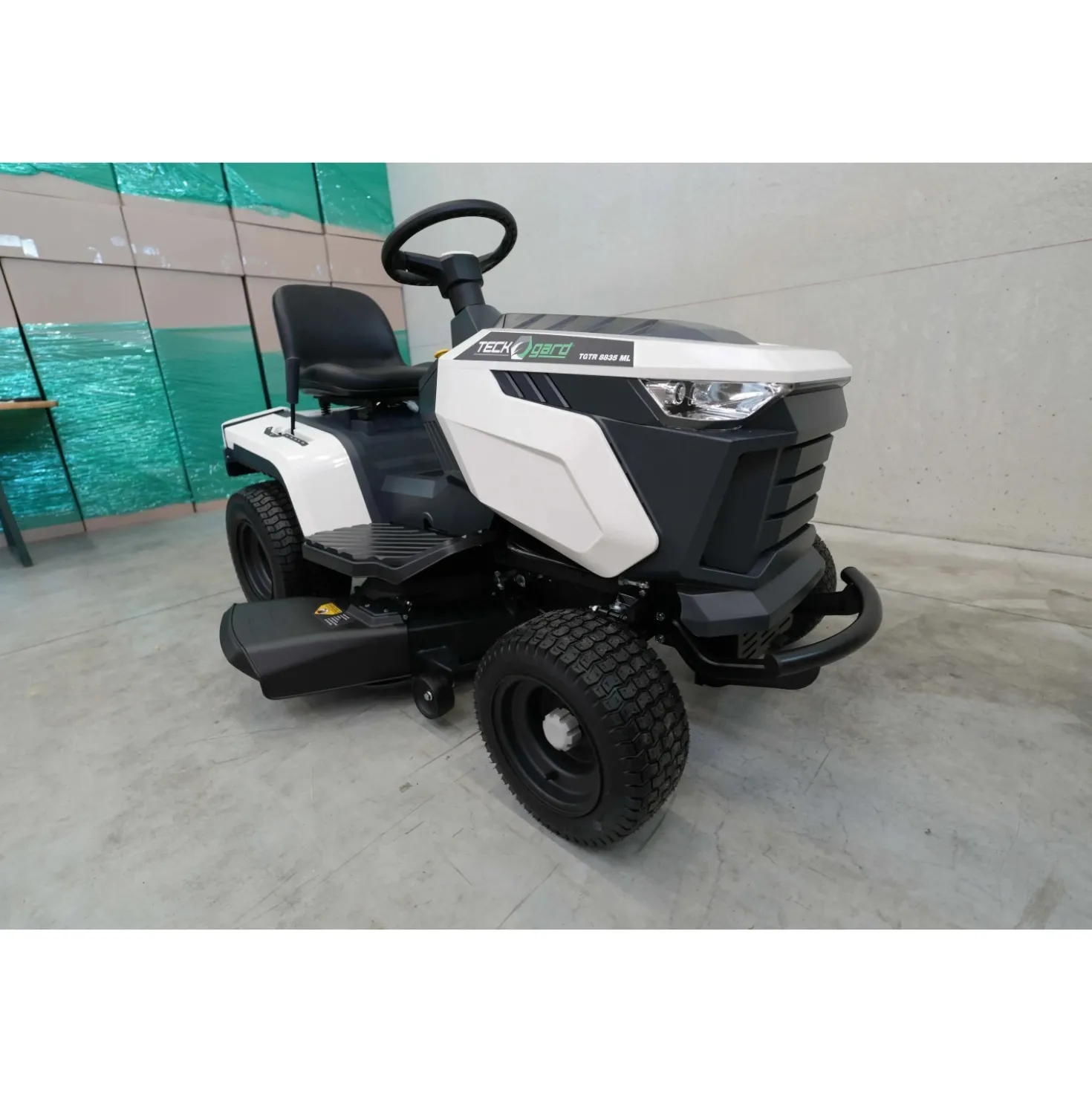 Trattorino tagliaerba a scoppio TECKGARD TGTR 8835ML 352 CC
